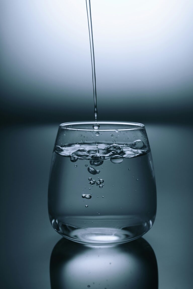 Водородна вода за пиене. Как се приготвя и за какво е полезна?